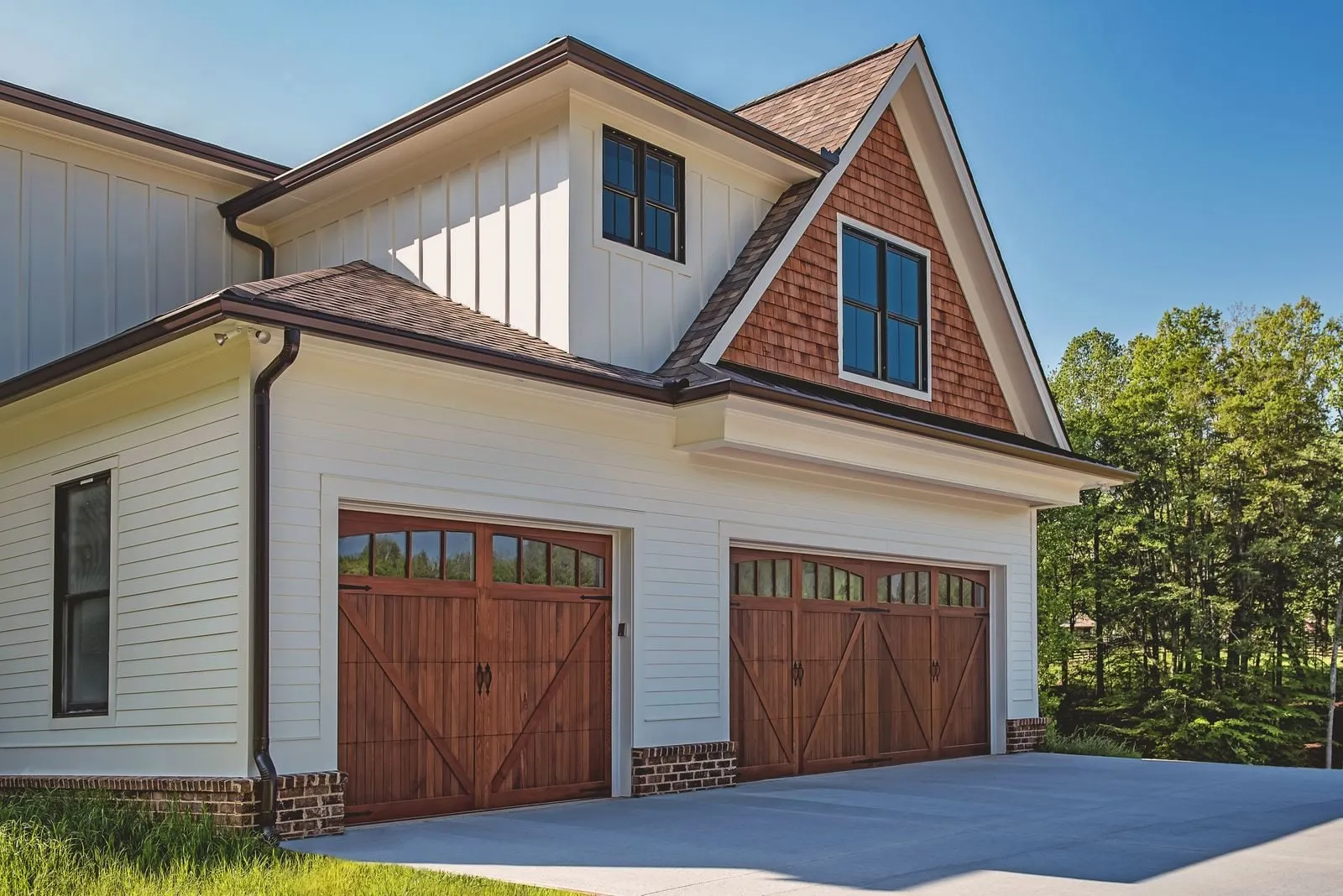 Residential Garage Doors by Chattanooga Garage Door in Chattanooga, TN