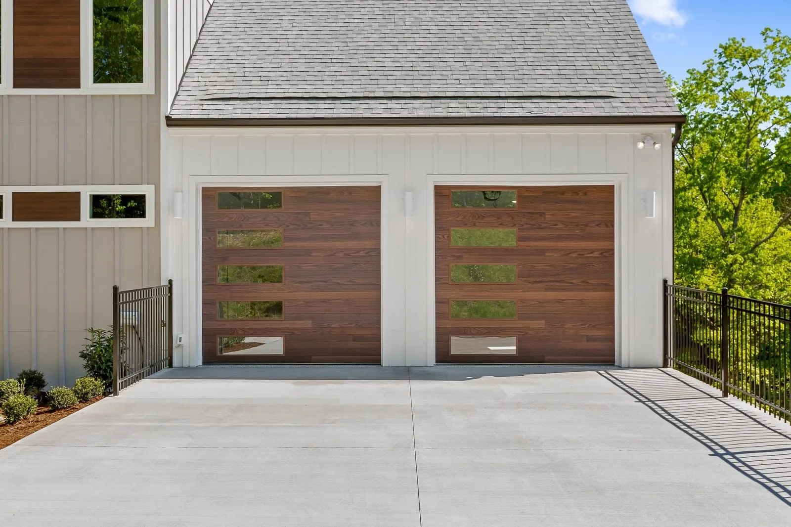 Wood-Look Oak Planks, installed by Chattanooga Garage Door in the Chattanooga area